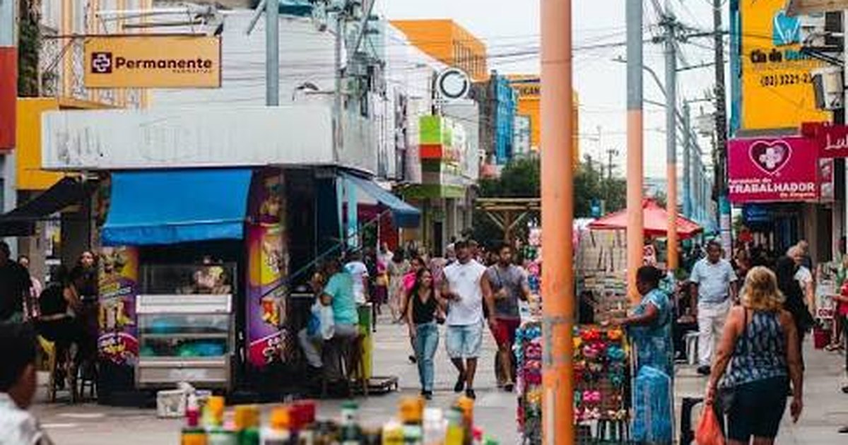 Feriados e jogo do Brasil alteram funcionamento de serviços em Maceió nesta segunda (29)