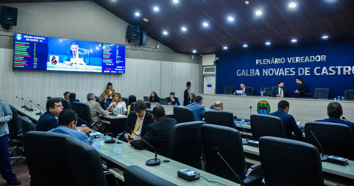 Câmara aprova reajuste de servidores e projetos em benefício de professores e fiscais de trânsito