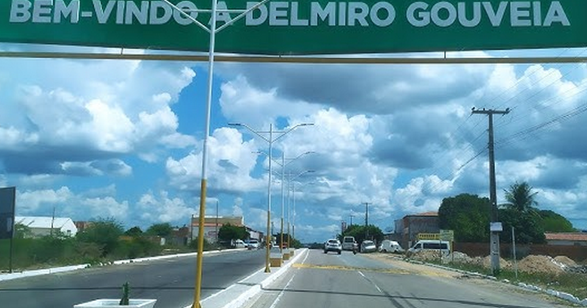 Delmiro Gouveia inaugura nova escola no bairro Pedra Velha com capacidade para 500 alunos