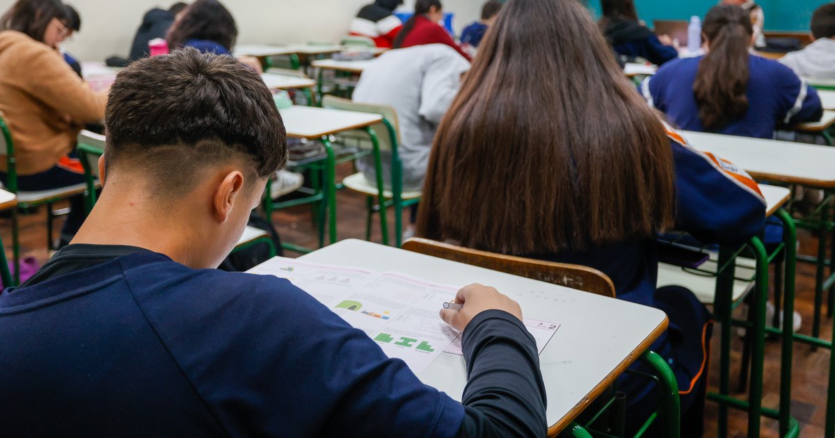Aluna trans é agredida após sofrer zombarias dentro de escola em Arapiraca