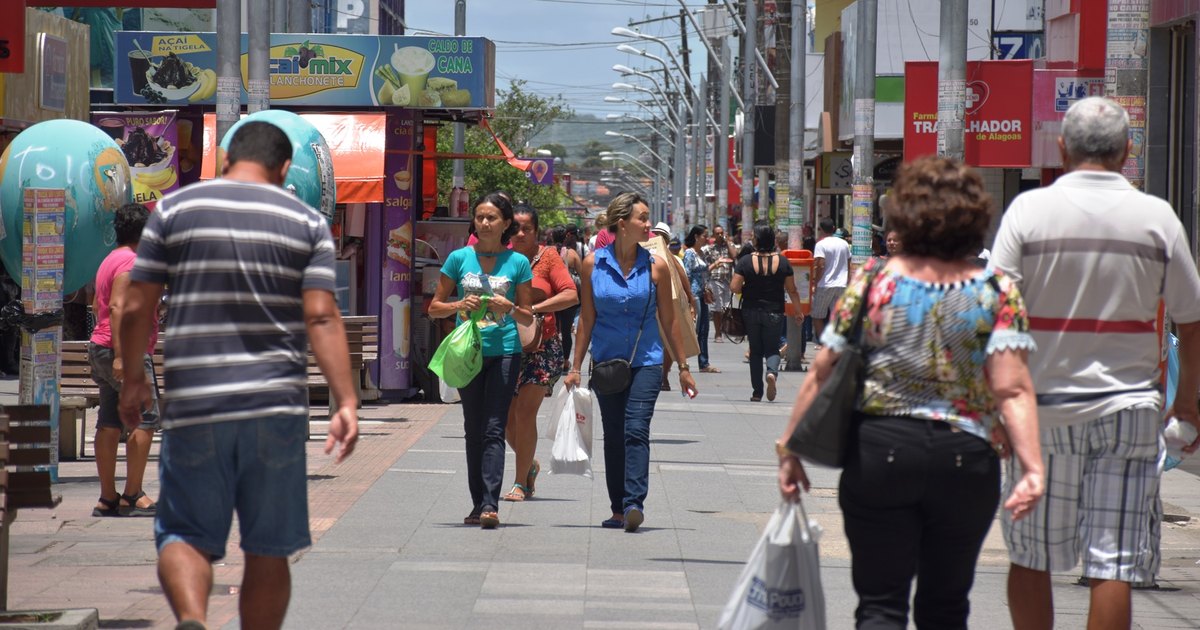 Fecomércio AL define datas de fechamento do comércio no Dia do Comerciário de 2026; saiba como será