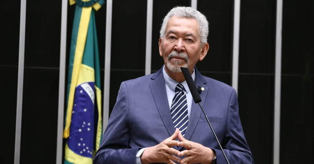 PT aciona STF para tentar reverter perda do mandato de Paulão