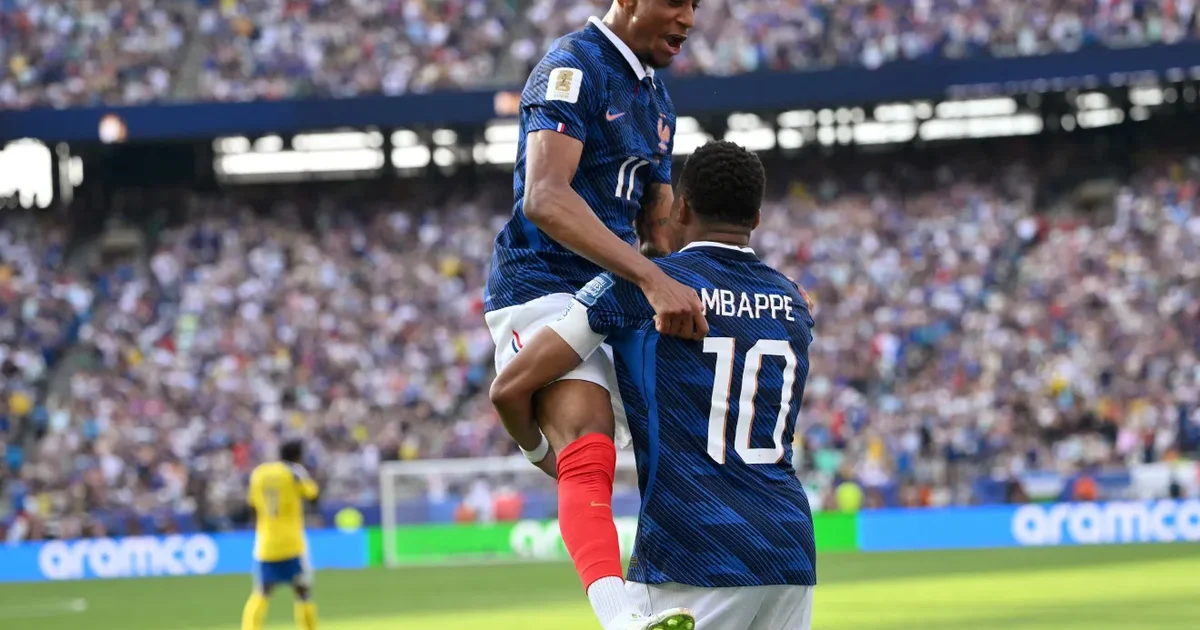 Mbappé brilha, França vence a Suécia e avança com autoridade às oitavas da Copa do Mundo