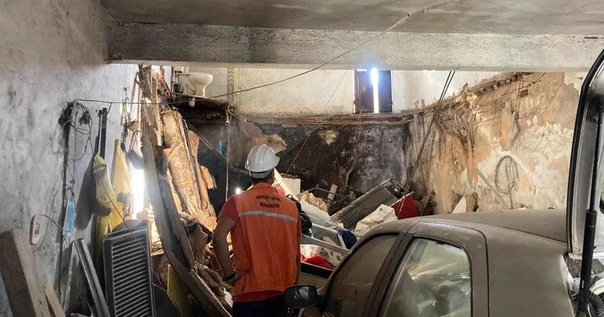 Após colapsos de residências, Defesa Civil de Maceió presta atendimento às famílias atingidas