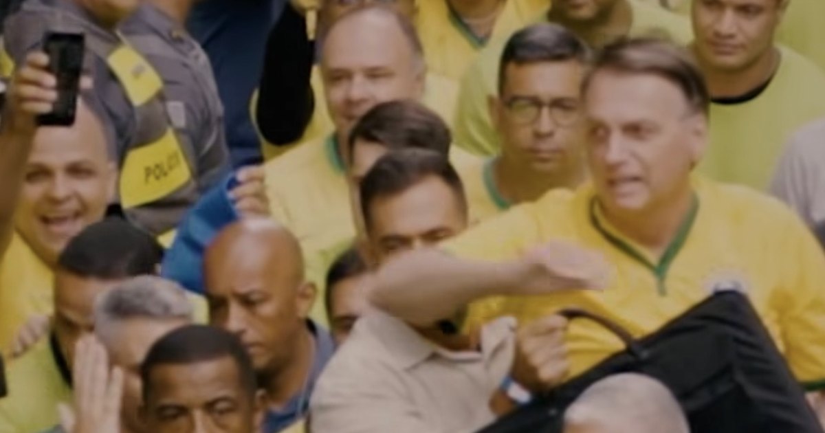 Flávio Bolsonaro comenta um ano de restrição a Jair Bolsonaro nas redes: “ A luta continua”