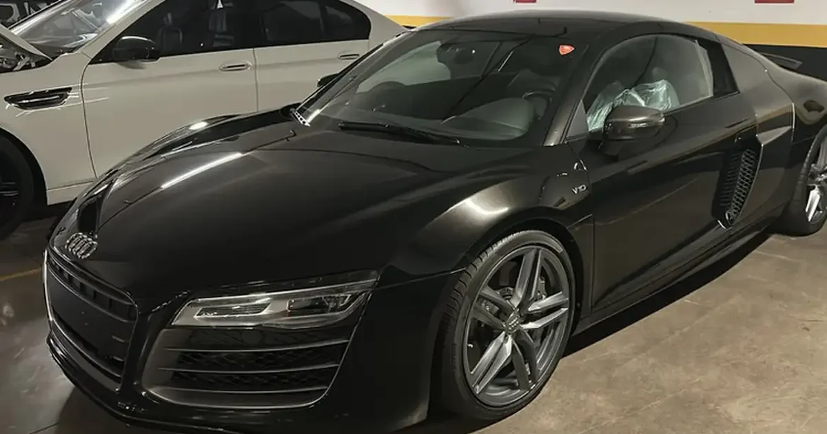 PF apreende carros de luxo em operação contra Careca do INSS