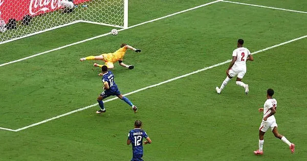 Inglaterra vence França em jogo de dez gols e conquista o terceiro lugar da Copa do Mundo