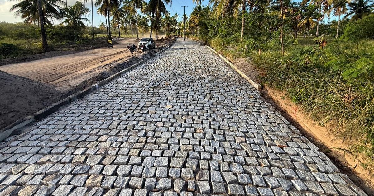 Porto de Pedras: Obras de pavimentação na Boca do Rio avançam em ritmo acelerado