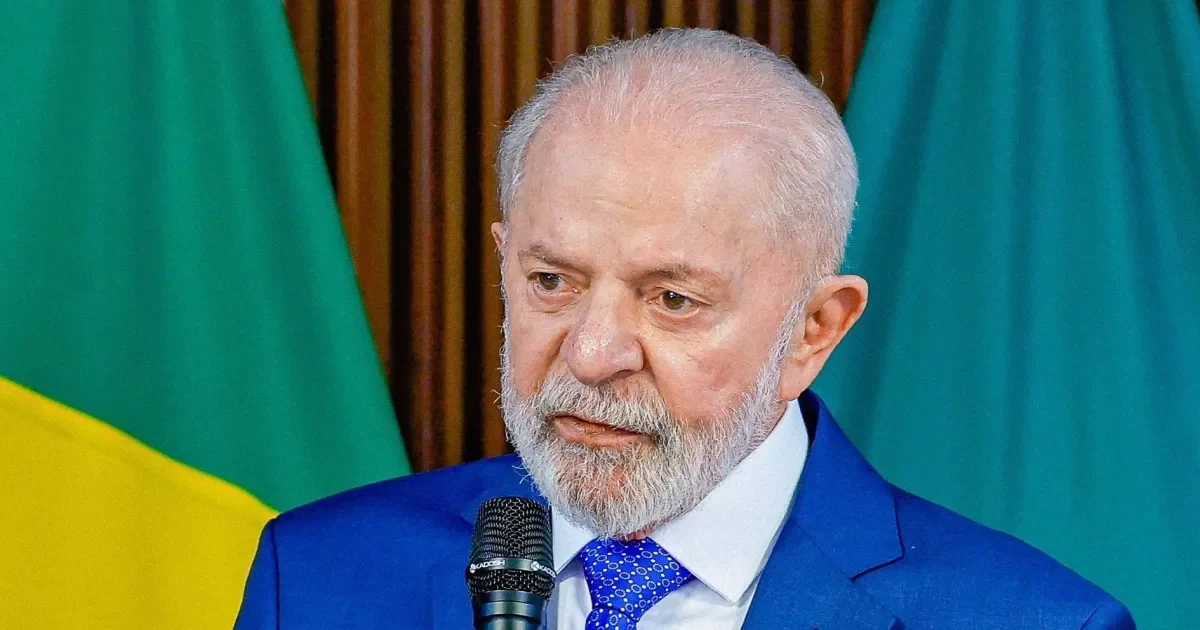 Lula: “Que ninguém de fora venha meter o dedo nas nossas eleições”