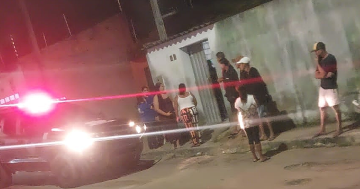 Após briga em racha, adolescente é vítima de atentado a tiros