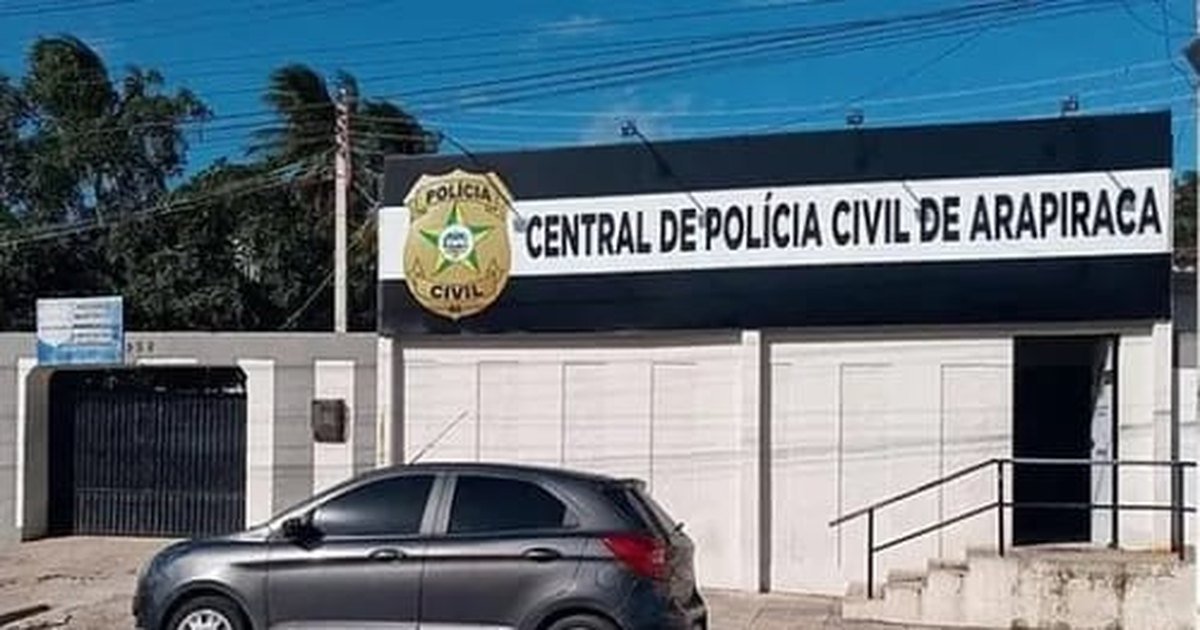 Homem ameaça padrasto com facão e avança contra policiais com foice em Arapiraca