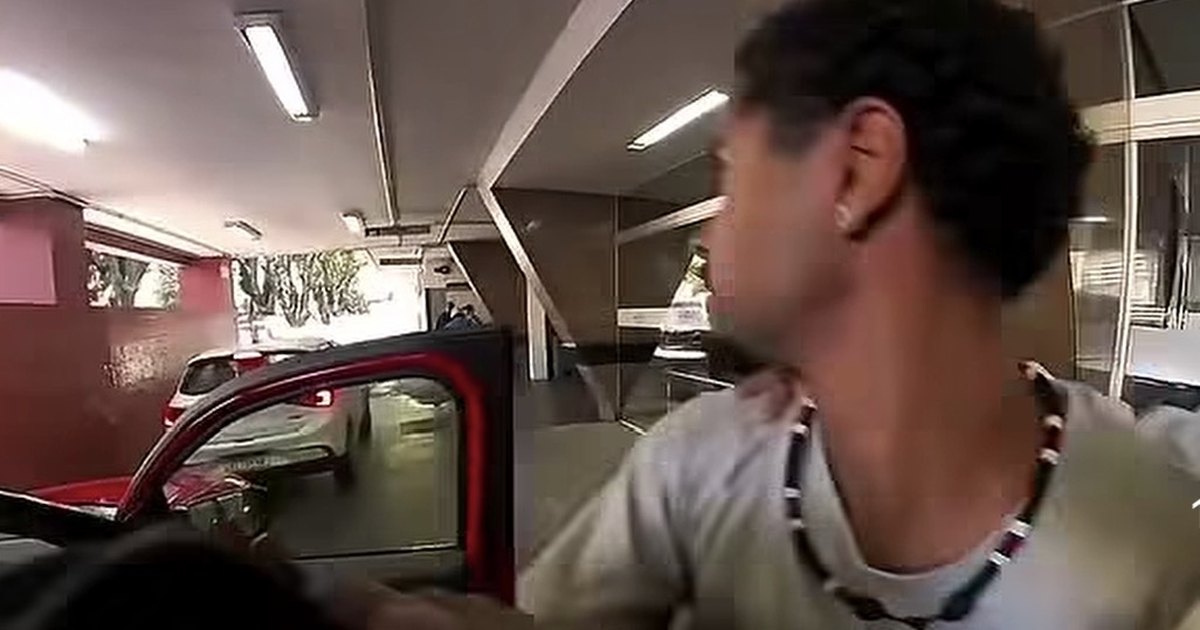 Motociclistas abrem caminho no trânsito para salvar paciente em parada cardíaca