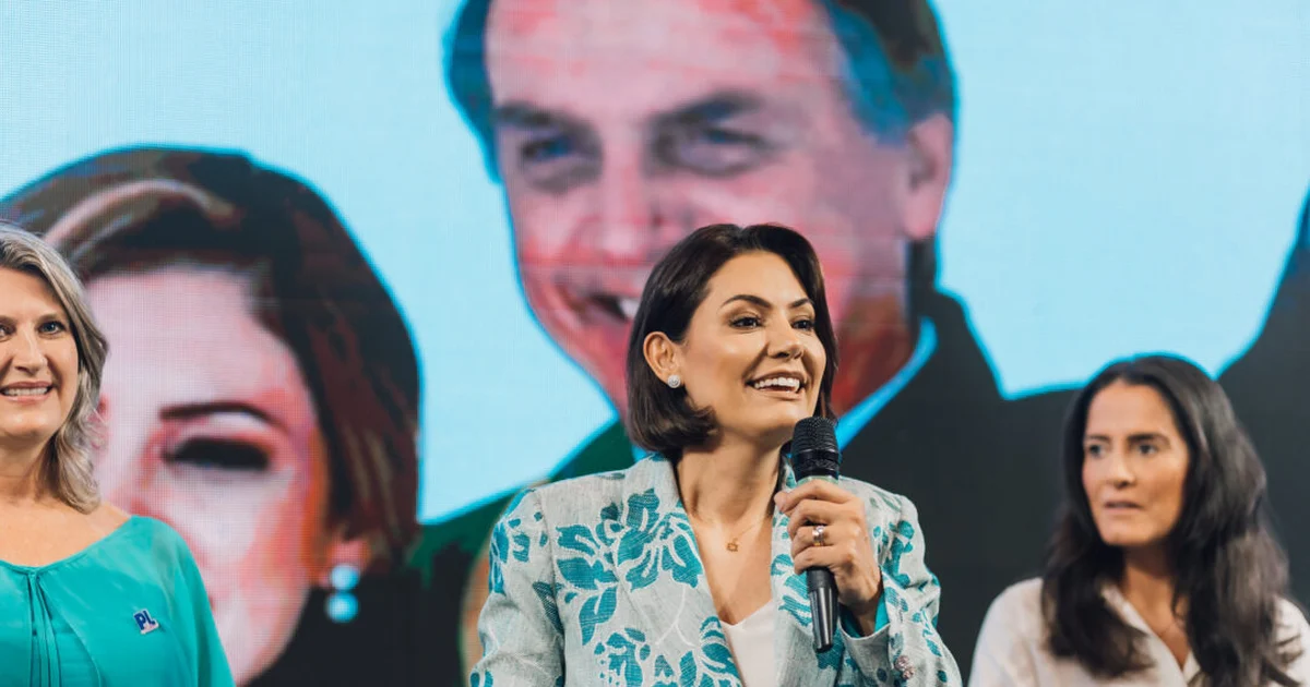 Michelle Bolsonaro diz que decidirá até este sábado se disputará vaga no Senado