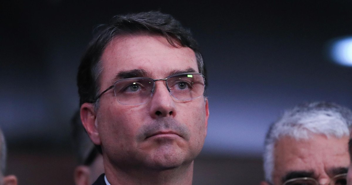 Flávio Bolsonaro terá mais tempo de TV que Jair Bolsonaro teve nas últimas eleições