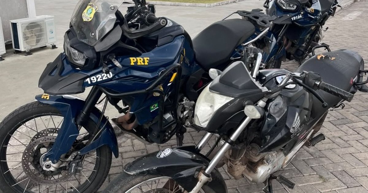 PRF prende dois por receptação e recupera motos com irregularidades em AL