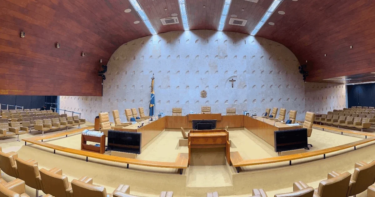 Diploma de jornalista volta ao debate no STF; relembre quem votou contra a exigência em 2009