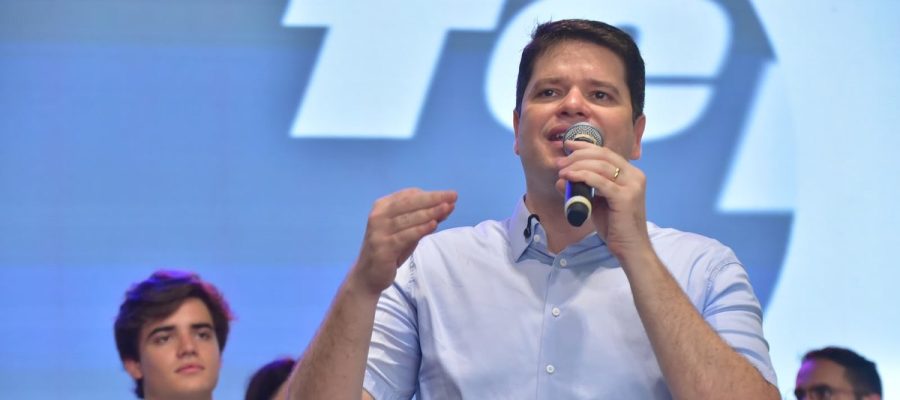 Davi Davino Filho defende novo pacto para reduzir filas na saúde e ampliar atendimento especializado no interior