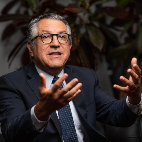 Padilha desiste de viagem aos EUA após restrições impostas por Trump