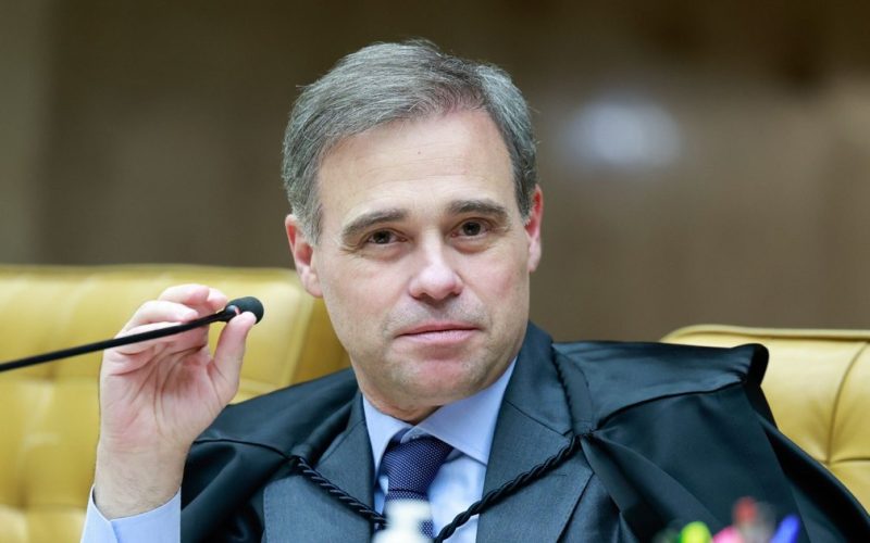 “Brasil perde um grande ministro”: Mendonça sai em defesa de Messias após rejeição ao STF