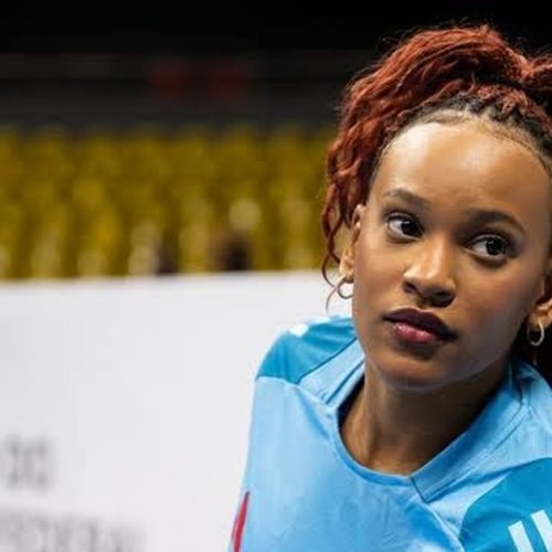 Rebeca Andrade retorna às competições com maior nota do mundo no salto em 2026
