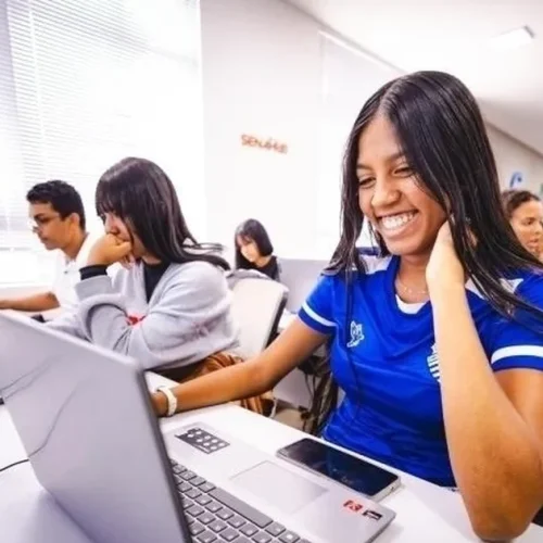 Maceió abre 480 vagas gratuitas em cursos profissionalizantes para jovens