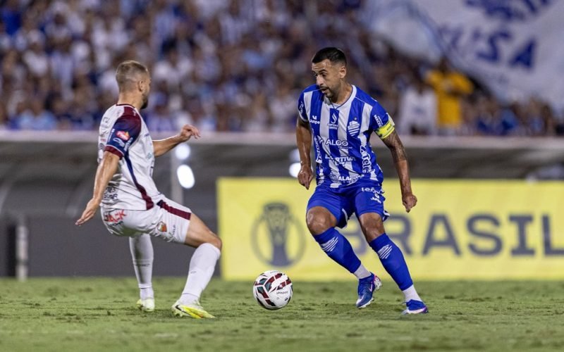 CSA goleia o Betim, reverte desvantagem e avança às oitavas da Série D