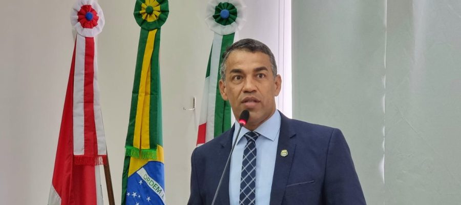 Siderlane Mendonça denuncia furto de fiação na URS Dr. Hamilton Falcão, na parte alta de Maceió