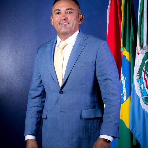 Luciano Marinho repudia furto em igreja e pede reforço policial na Cidade Universitária,em Maceió