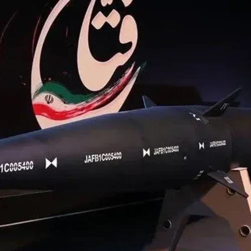 Inteligência dos EUA aponta reconstrução acelerada do poder militar iraniano após cessar-fogo