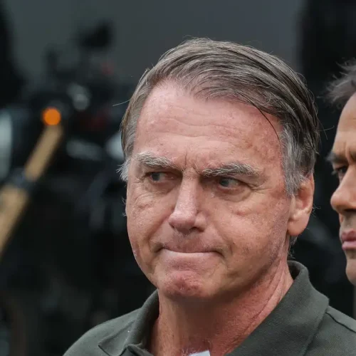 Bolsonaro pede absolvição em novo recurso ao STF