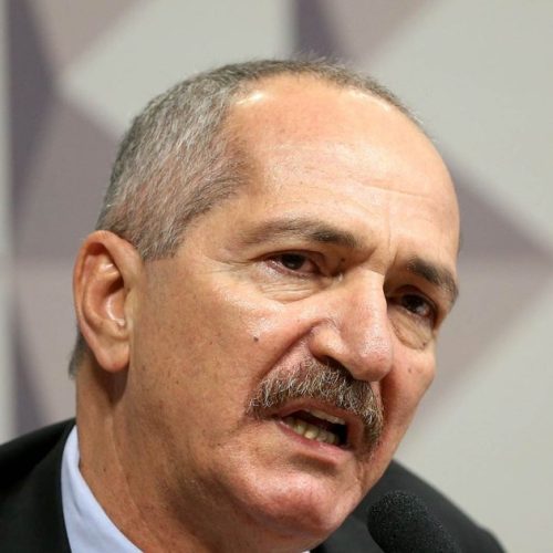DC abre processo disciplinar contra Aldo Rebelo e encaminha expulsão após crise interna