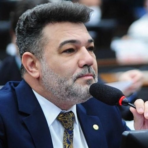 Feliciano sai em defesa de Michelle e afirma: “O bolsonarismo se tornou antievangélico”