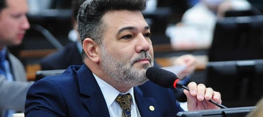 Feliciano sai em defesa de Michelle e afirma: “O bolsonarismo se tornou antievangélico”