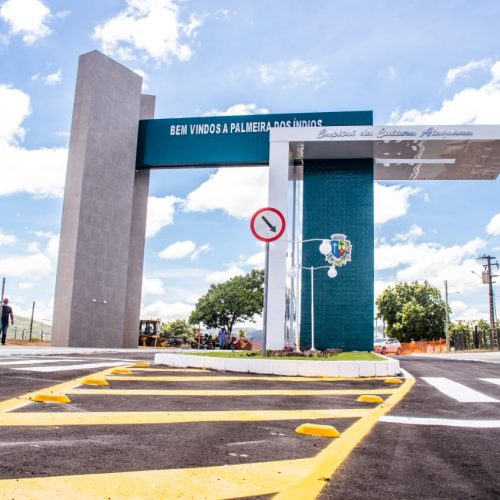 Mãe denuncia falta de apoio a criança com autismo e aponta falha na educação em Palmeira dos Índios; entenda