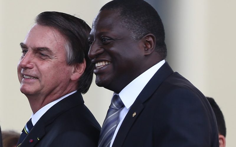 Vizinha chama Hélio Negão de “vagabundo” durante vigília por Bolsonaro