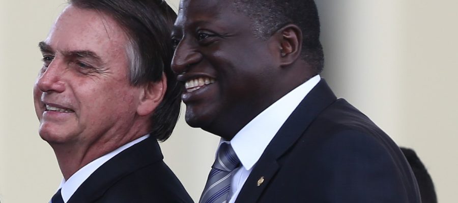 Vizinha chama Hélio Negão de “vagabundo” durante vigília por Bolsonaro