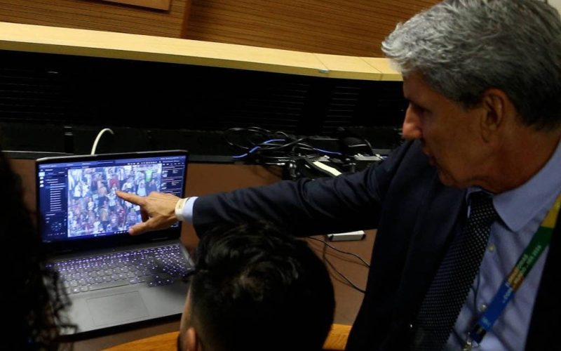 Deputados aprovam projeto de lei que permite proibição de agressores de mulheres de entrar ou permanecer em estádios