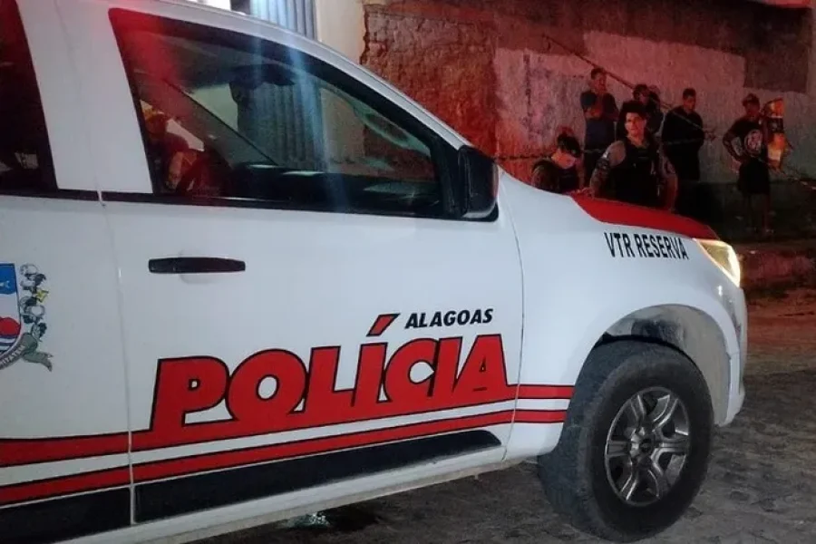 Mulher flagra companheiro com outro homem e é agredida após discussão em Maceió