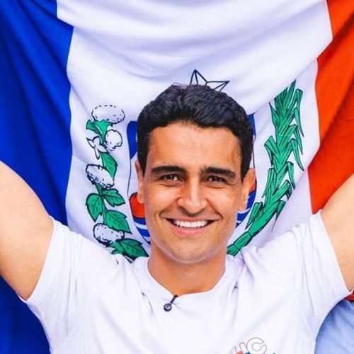 “Muita gente tá apavorada. Queriam um projeto de dominação total, mas não vai ter não!”, dispara JHC em evento com apoiadores