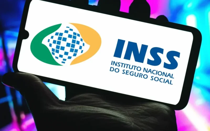 PF aponta esquema de descontos em massa contra aposentados e amplia operação sobre fraudes no INSS