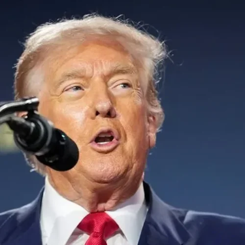 Principal negociador do Irã acusa Trump de fazer “diplomacia de teatro”