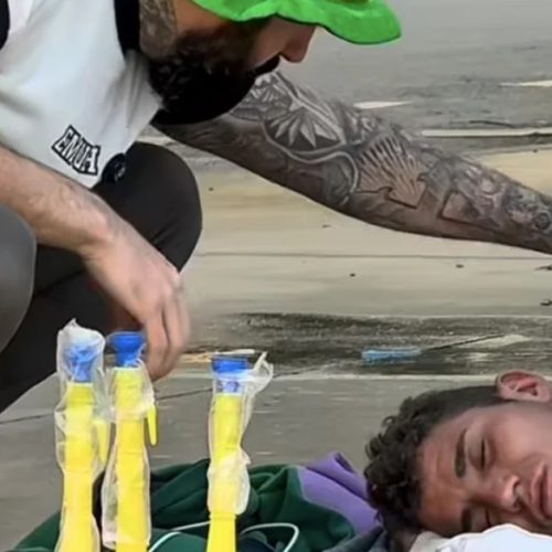 Influenciador viraliza ao transformar gesto simples em oportunidade de dignidade e renda para homem em situação de rua