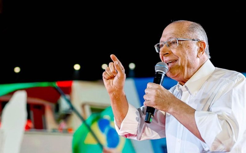 “Quem não acredita nas urnas não deveria nem ser candidato a presidente”, diz vice-presidente Alckmin durante evento do PT