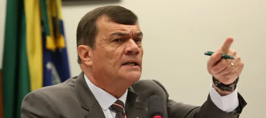 Moraes libera curso EAD para ex-ministro preso por tentativa de golpe