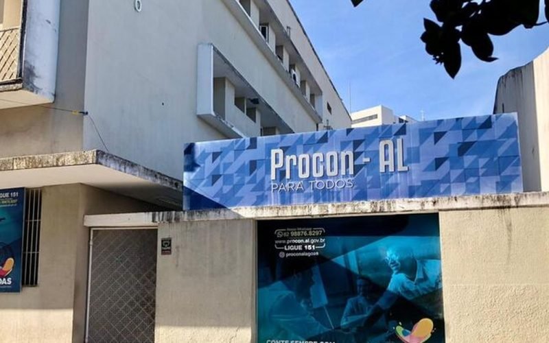 Procon aponta diferença de até 64% nos preços da cesta básica em Maceió