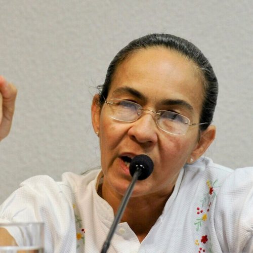 Heloísa Helena critica megaoperação no Rio e cobra mudanças estruturais na segurança pública