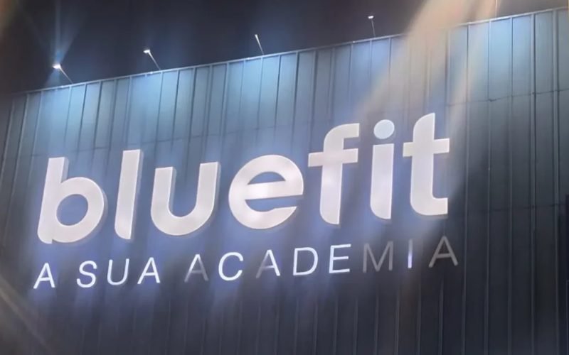 “Quem cuida da saúde da população durante a madrugada merece valorização, não salários incompatíveis com a responsabilidade da função”, afirma professor de rede nacional de academias