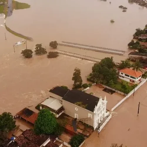 Chuvas se intensificam no norte de Alagoas e acendem alerta para elevação de rios