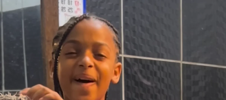 Menina emociona ao cantar sucesso de Marília Mendonça e viraliza nas redes sociais