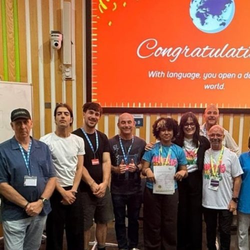 Estudantes retornam a Maceió após intercâmbio na Inglaterra